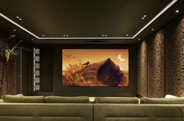 024 – Mutrox Studios en Home Cinemas