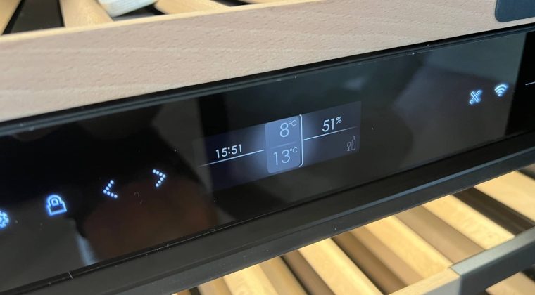 ATAG review display 3