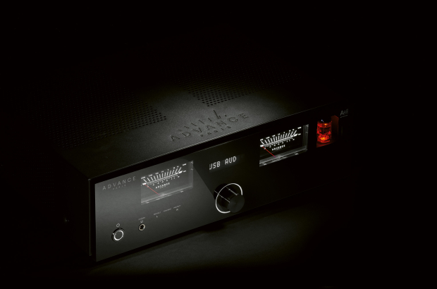 Advance Paris A8 APEX 30th edition_Artistique