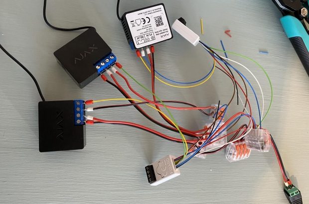 Ajax Relay aansluiten 7