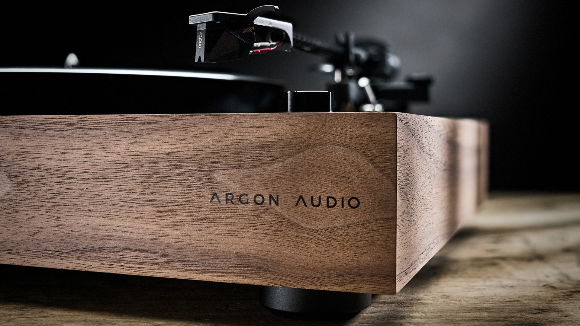review-argon-audio-tt-signature-platenspeler-met-hoog-retrogehalte-fwd
