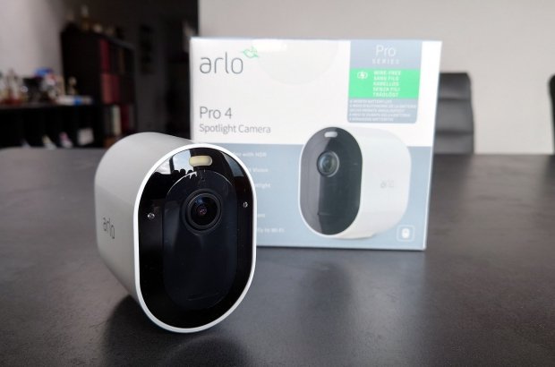 Arlo Pro 4