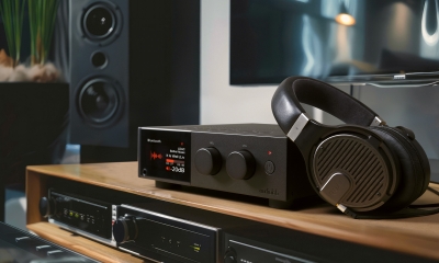 Audiolab_D9_black_Lifestyle_R7-1