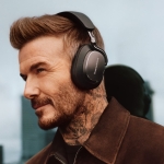 B&W – David Beckham – Px8 S2 Onyx Black 1- 16×9