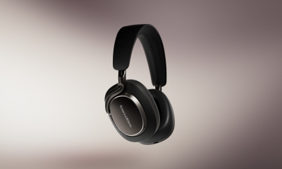 B&W – Px8 S2 Onyx Black – Beauty 2 – 16×9