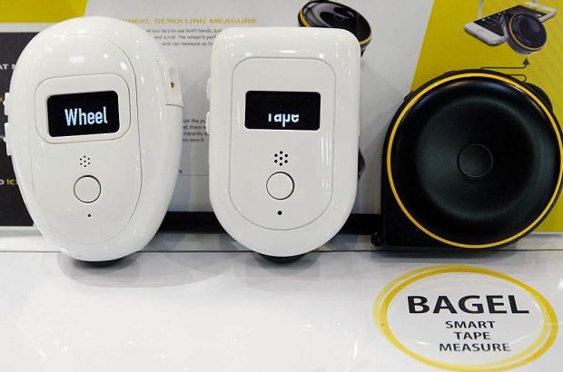 Bagel-smart-tape-measure