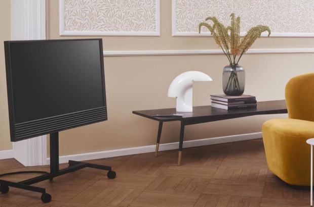 Bang-Olufsen-BeoVision-Horizon-2