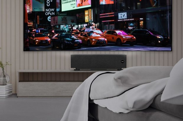 BenQ-V7000i_lifestyle