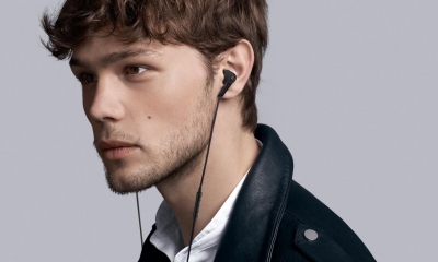 Beoplay-e4-1
