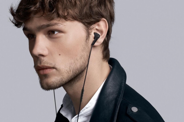 Beoplay-e4-1
