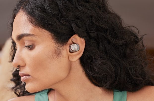 Bowers & Wilkins Introduceert De Nieuwe Pi7 S2 En Pi5 S2 In-ears | FWD