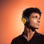 Bowers & Wilkins Px8 S2 McLaren Edition