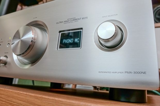 Denon PMA-3000NE – lightroom-1