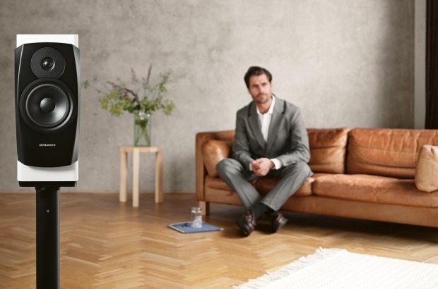 Dynaudio_Confidence20A_Snow_01