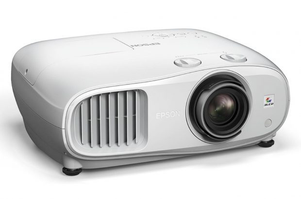 Epson-eh-tw7000-1