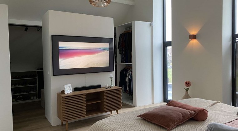 FWD SLP Samsung the Frame 2