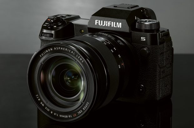 Fujifilm X-H2S_key visual 02