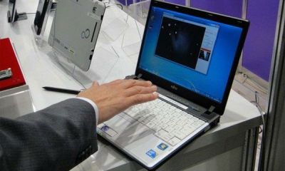 Fujitsu-palm-scanner