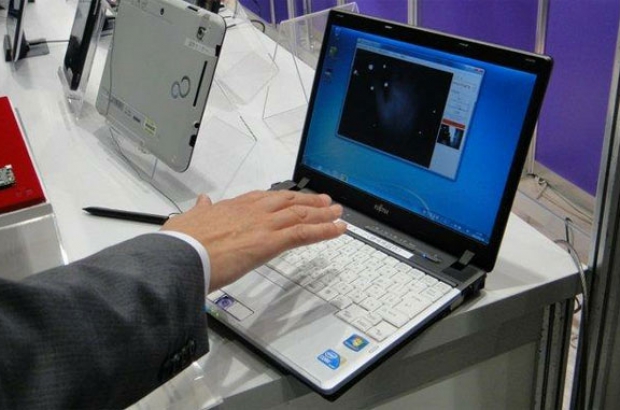 Fujitsu-palm-scanner