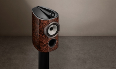 High–B&W – 805 D4 Signature California Burl Gloss – Beauty 3