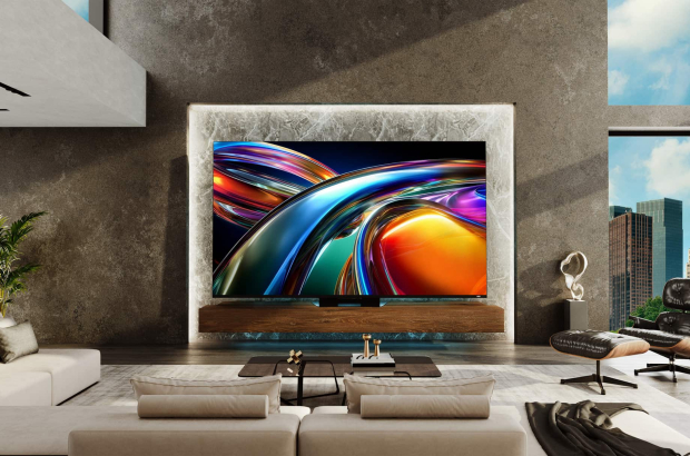 Hisense-65UR9S-Lifestyle
