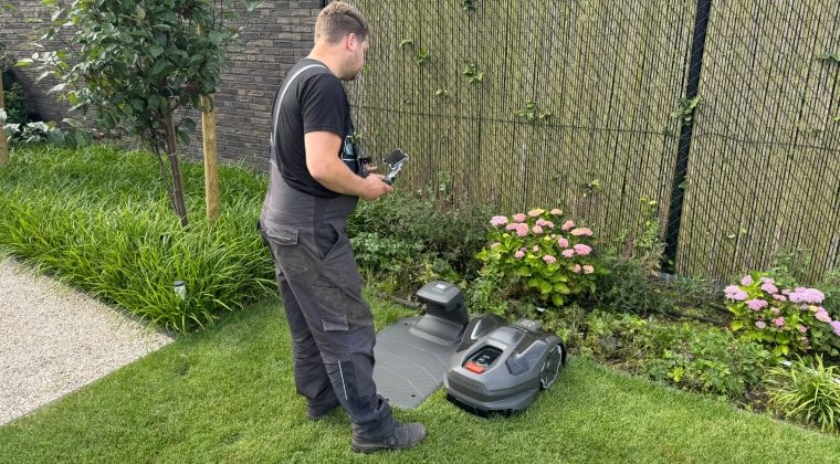 Husqvarna Automower 410XE 6