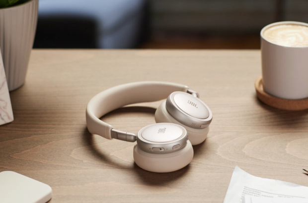 JBL Live 680NC