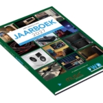 Jaarboek_cover_schuin_schaduw_2025