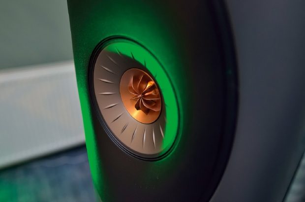 KEF Blade One Meta_8_bij Listening Matters