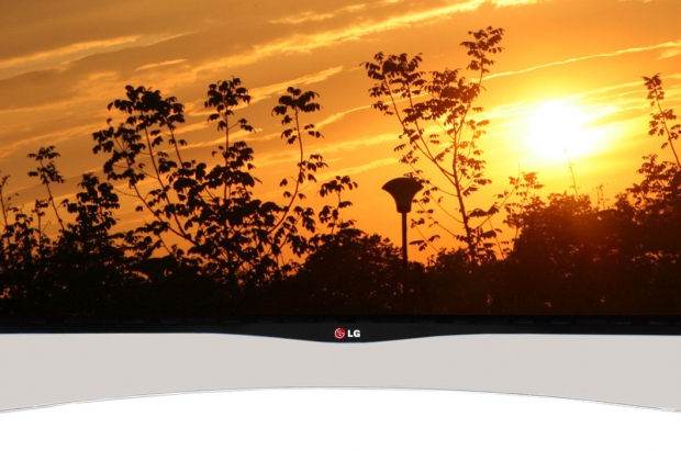 LG-55EA9709