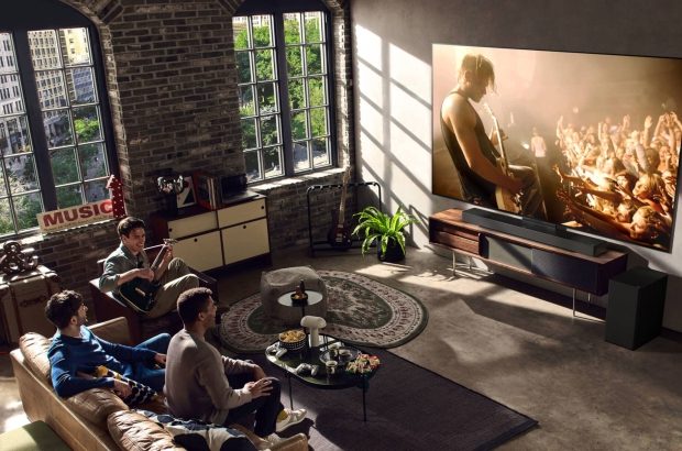 LG-OLED55C3-lifestyle