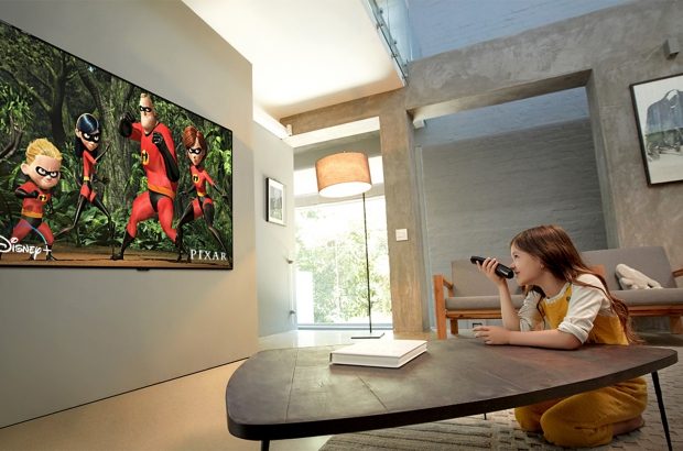 LG OLED65GX-lifestyle2