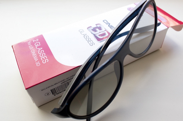 LG-review-LB730V-3d