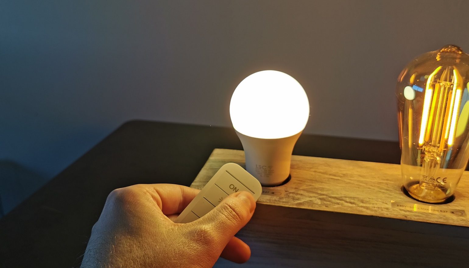 LSC Smart Connect Afstandsbediening koppelen aan de slimme lampen FWD