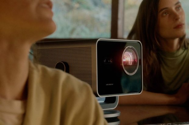 Leica Cine Play1-lifestyle