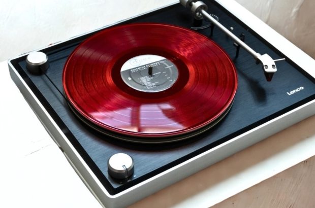 Lenco introduceert L-455BK platenspeler