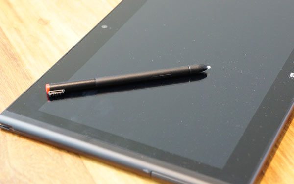 Lenovo-ThinkPad-Tablet-2-Review-stylus
