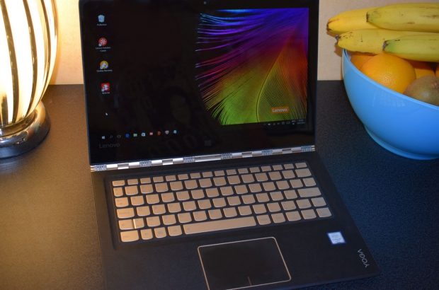 Lenovo Yoga 900S front