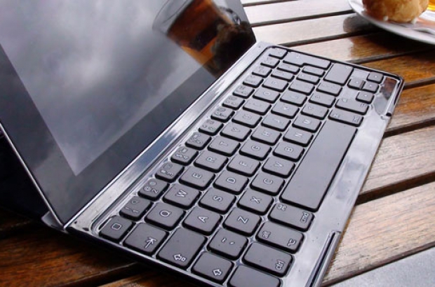 Logitech-keyboard-cover