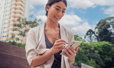 MOTOROLA EDGE 30 PRO_EUROPE GALLERY SHOOT_PROFESSIONAL PHOTOS_FOLIO STYLUS 6