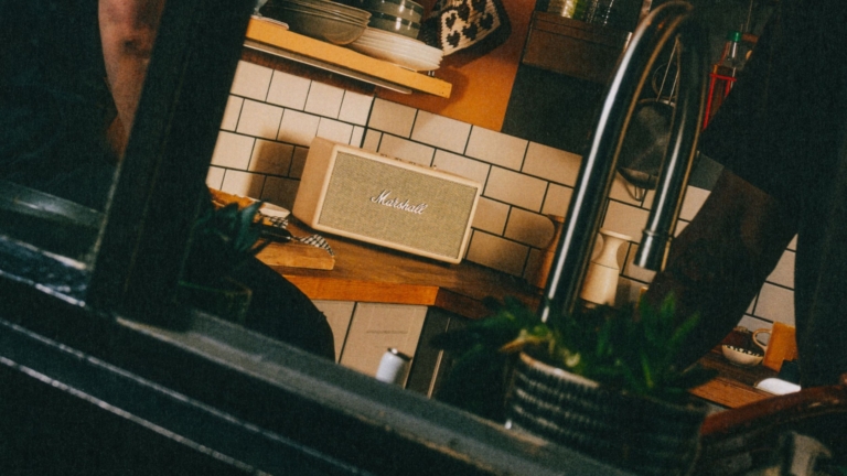 Review: Marshall Stanmore IV – Bluetoothspeaker voor de gitaarliefhebber