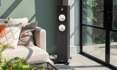 Monitor Bronze 300 7G_BLACK_1