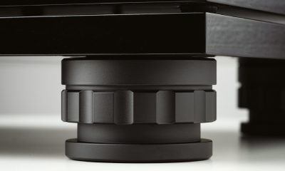 Music Hall mmf-11.3_feet-detail