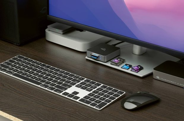 OWC_Atlas CFx SD Lifestyle-1