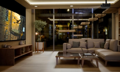 Optoma-UHZ78LV-lifestyle