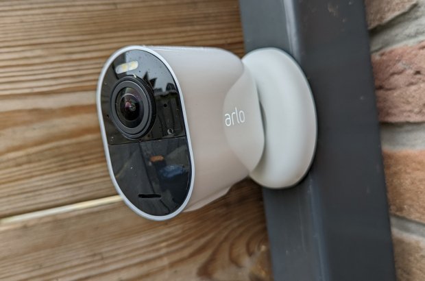 Arlo Ultra 2