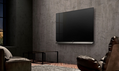 Panasonic-TX-65EZ1000_room_c