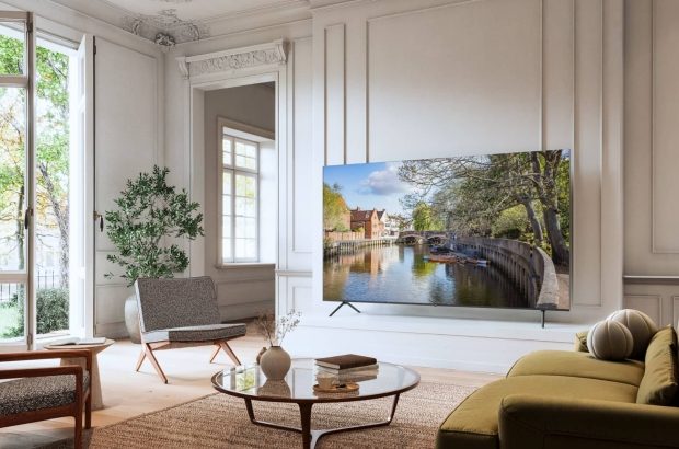 Panasonic W95B lcd tv 1