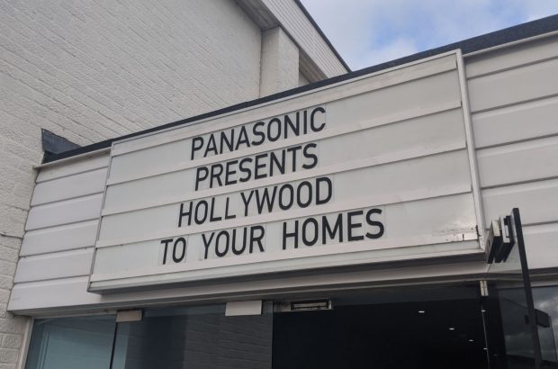 Panasonic_Pinewood