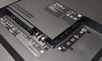 Panasonic_TX65MZW2004-aansluitingen